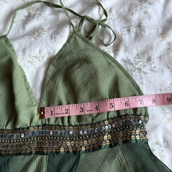 Solitaire green handkerchief hemline midi dress size medium - Picture 9 of 11